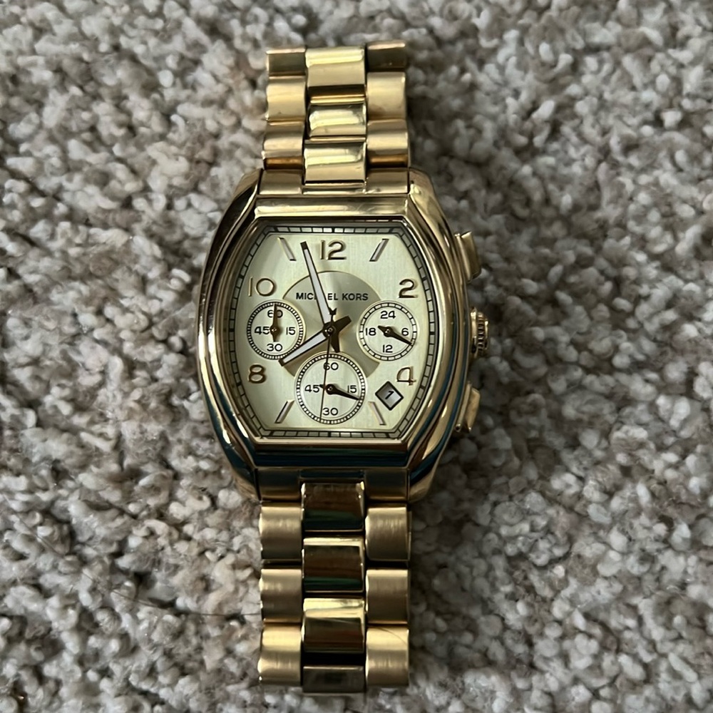 Michael Kors Gold tone chunky watch MK 5202